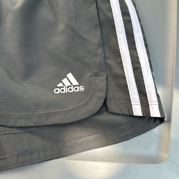 adidas Women's Pacer Woven Training Shorts NWT - Picture 9 of 12
